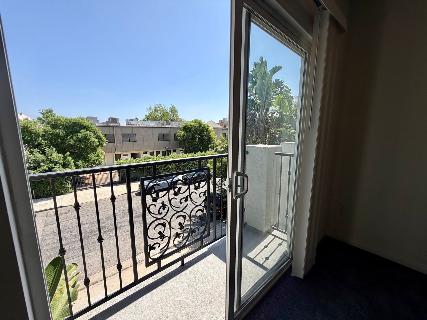5625 Farmdale, #1 - Los Angeles - California - 3 bed, 2.5 bath rental property