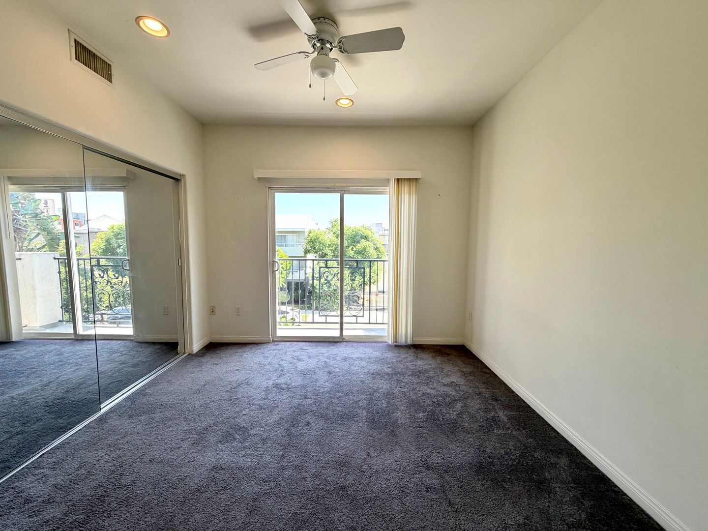 5625 Farmdale, #1 - Los Angeles - California - 3 bed, 2.5 bath rental property