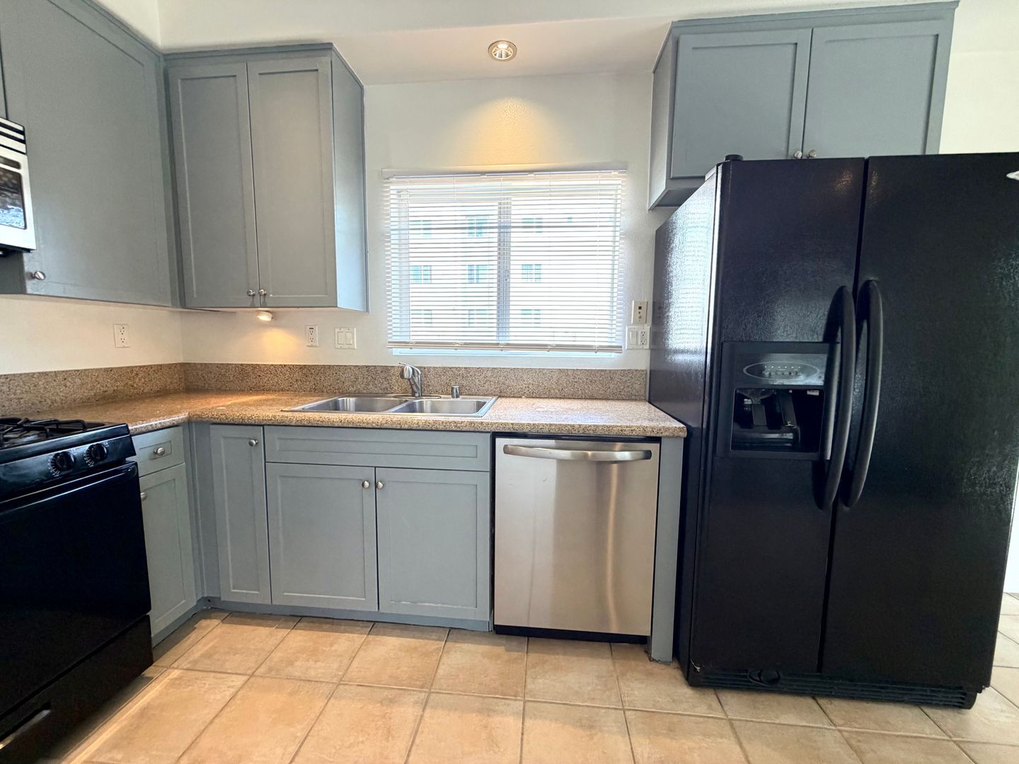 5625 Farmdale, #1 - Los Angeles - California - 3 bed, 2.5 bath rental property
