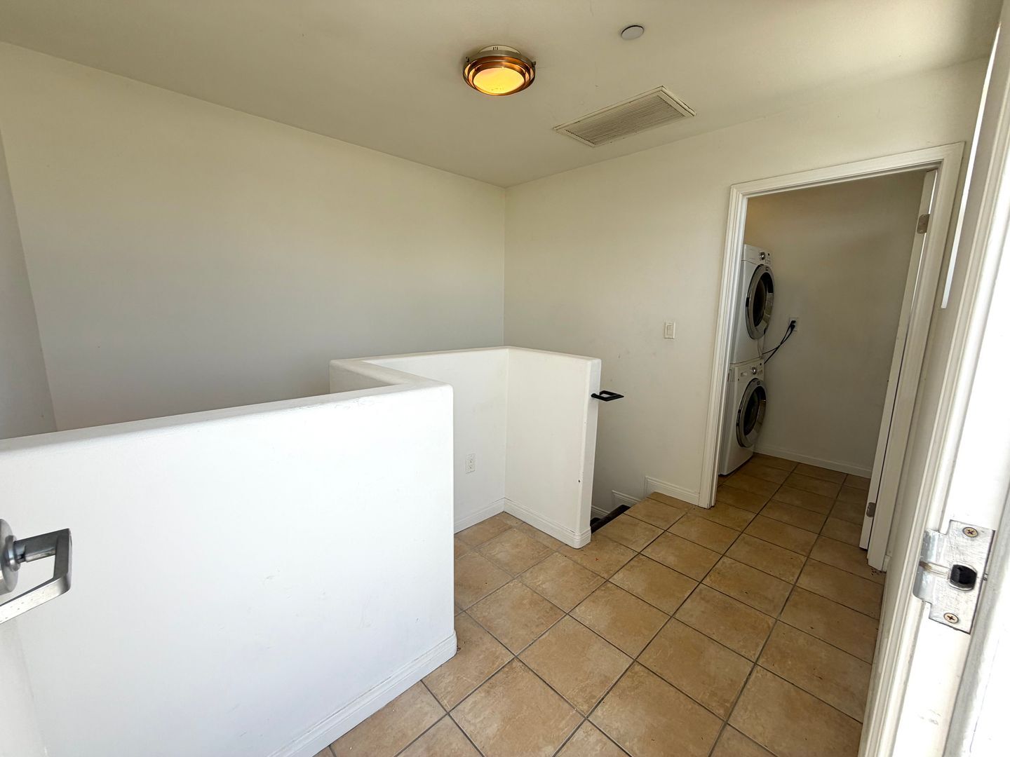 5625 Farmdale, #1 - Los Angeles - California - 3 bed, 2.5 bath rental property