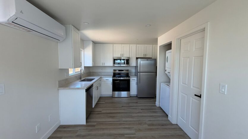 564 E Street - Chula Vista - California - 1 bed, 1 bath rental property
