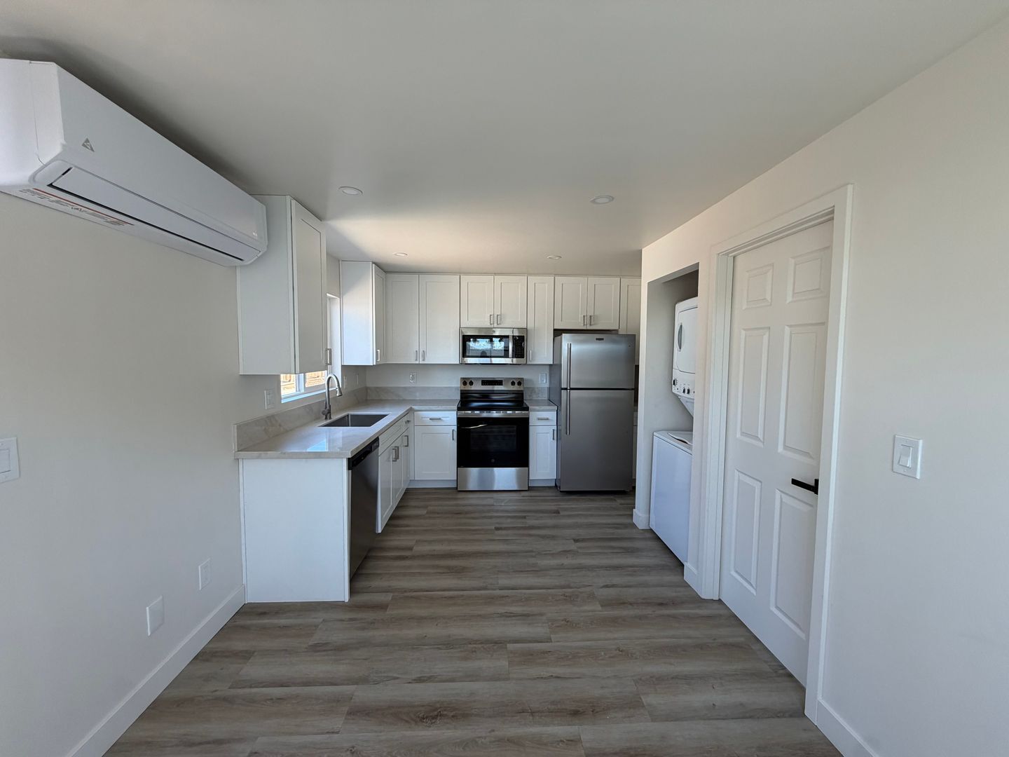 564 E Street - Chula Vista - California - 1 bed, 1 bath rental property