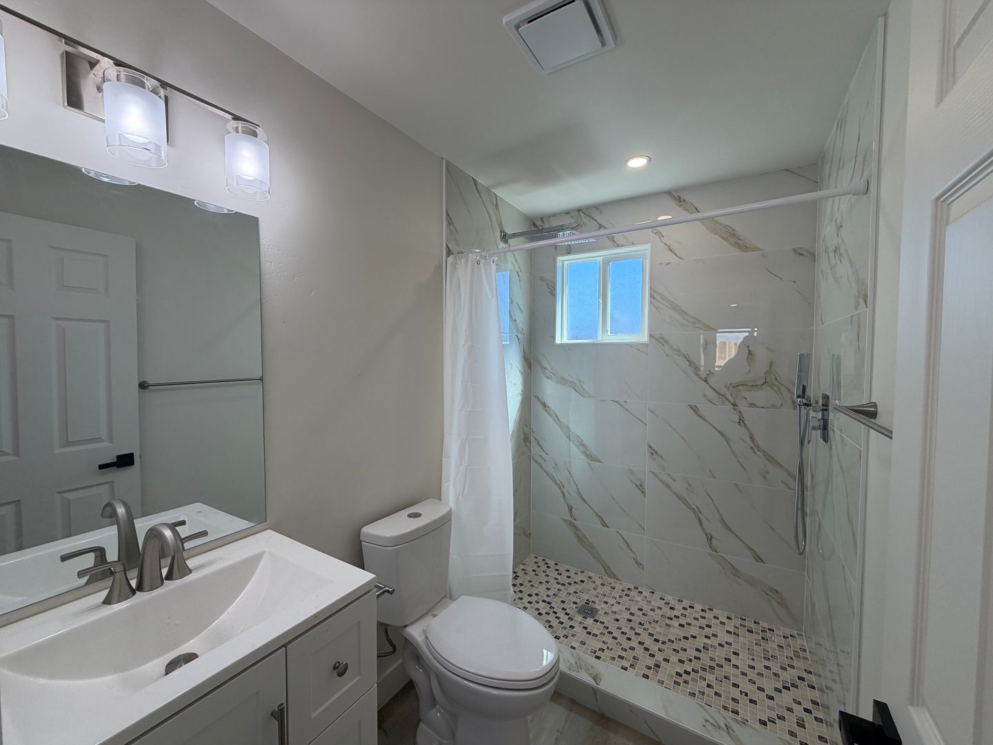 564 E Street - Chula Vista - California - 1 bed, 1 bath rental property