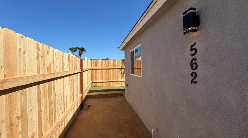 564 E Street - Chula Vista - California - 1 bed, 1 bath rental property