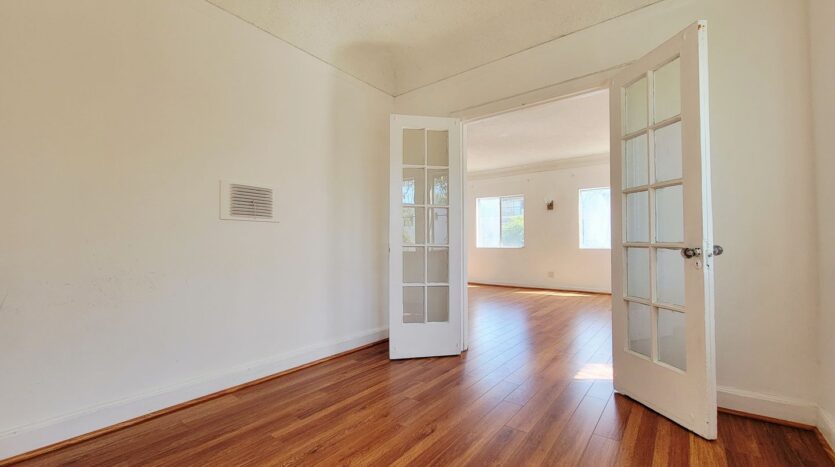 5671-5677 La Mirada Ave. - Los Angeles - California - 1 bed, 1 bath rental property
