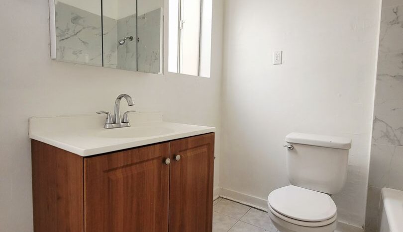 5671-5677 La Mirada Ave. - Los Angeles - California - 1 bed, 1 bath rental property
