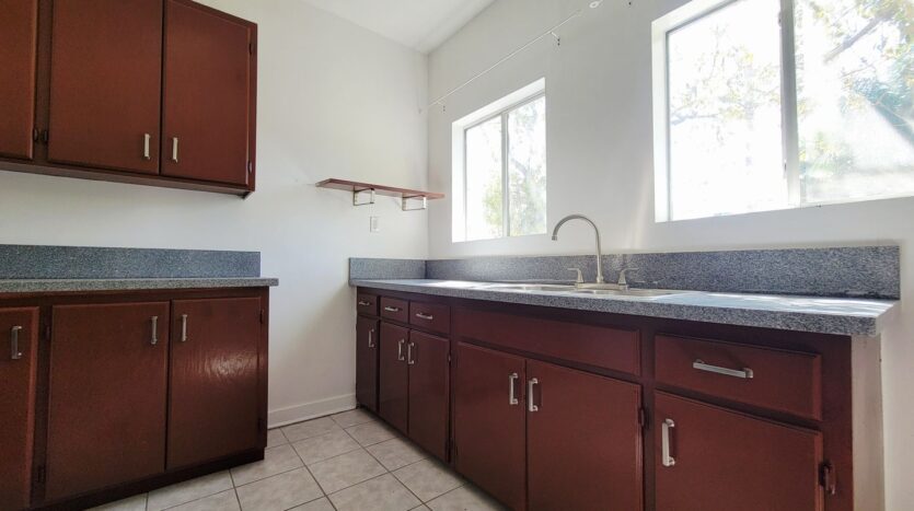 5671-5677 La Mirada Ave. - Los Angeles - California - 1 bed, 1 bath rental property