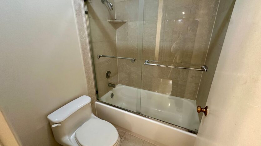 6 Commodore Drive #226 - Emeryville - California - 1 bed, 1 bath rental property