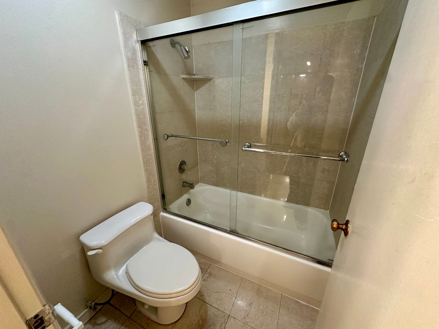 6 Commodore Drive #226 - Emeryville - California - 1 bed, 1 bath rental property