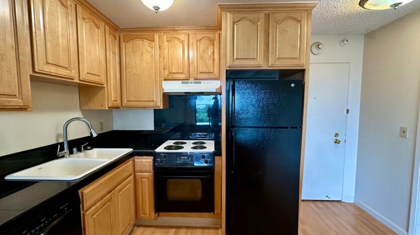6 Commodore Drive #226 - Emeryville - California - 1 bed, 1 bath rental property