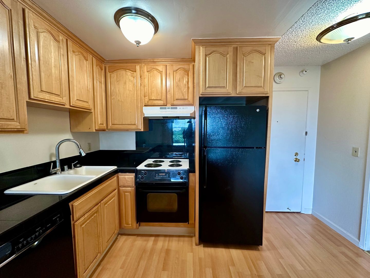 6 Commodore Drive #226 - Emeryville - California - 1 bed, 1 bath rental property