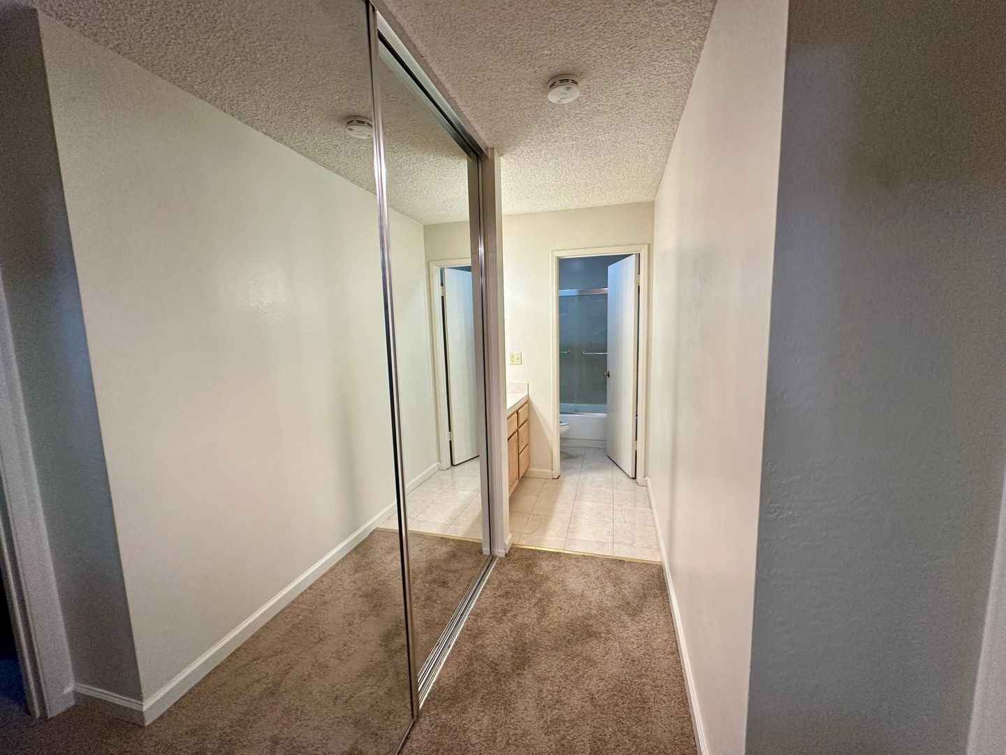 6 Commodore Drive #226 - Emeryville - California - 1 bed, 1 bath rental property