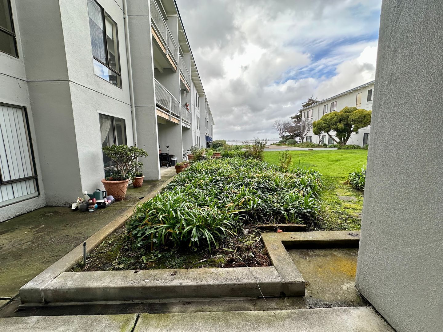 6 Commodore Drive #226 - Emeryville - California - 1 bed, 1 bath rental property