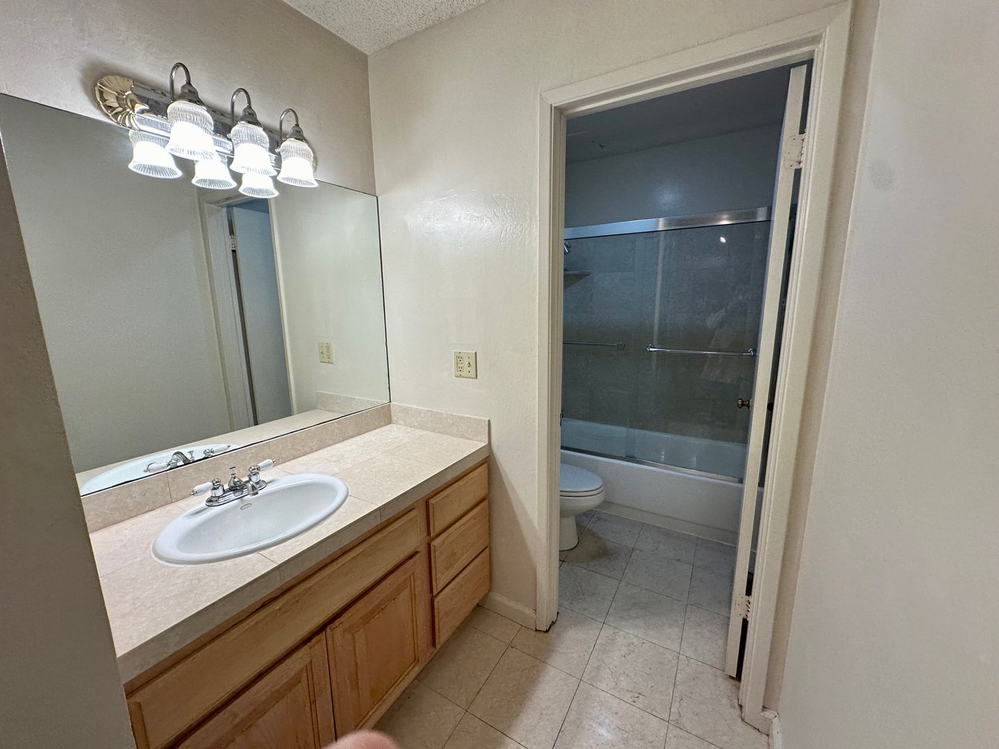 6 Commodore Drive #226 - Emeryville - California - 1 bed, 1 bath rental property