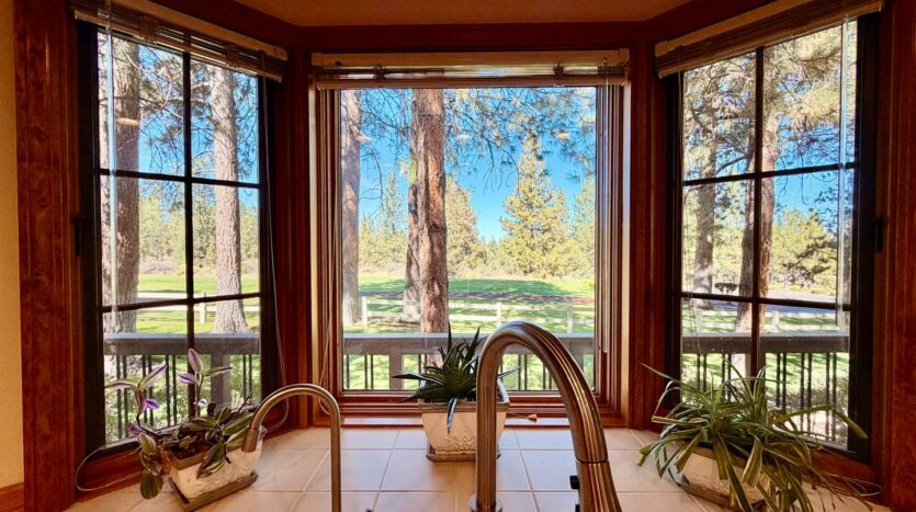 60785 Willow Creek Loop  - Bend - Oregon - 2 bed, 2 bath rental property