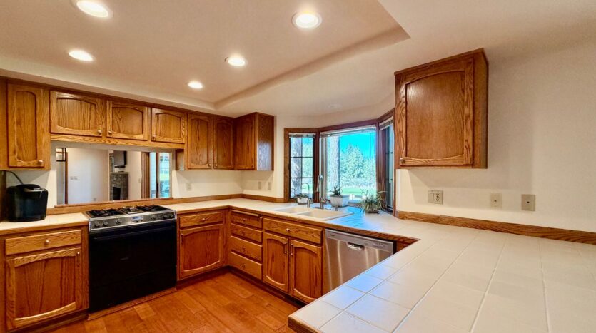 60785 Willow Creek Loop  - Bend - Oregon - 2 bed, 2 bath rental property