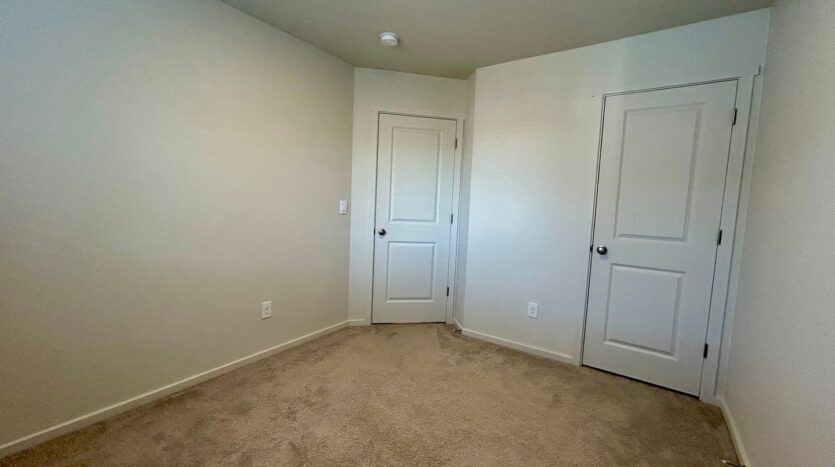 611 NE 72nd St - Vancouver - Washington - 3 bed, 2.5 bath rental property