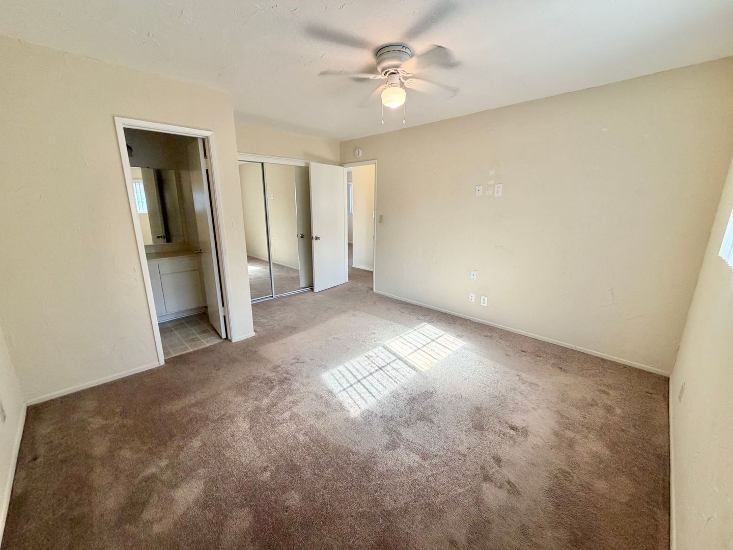 621 20th St. - Unit C - Huntington Beach - California - 2 bed, 1.5 bath rental property
