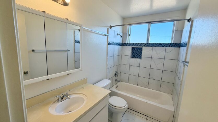 621 20th St. - Unit C - Huntington Beach - California - 2 bed, 1.5 bath rental property