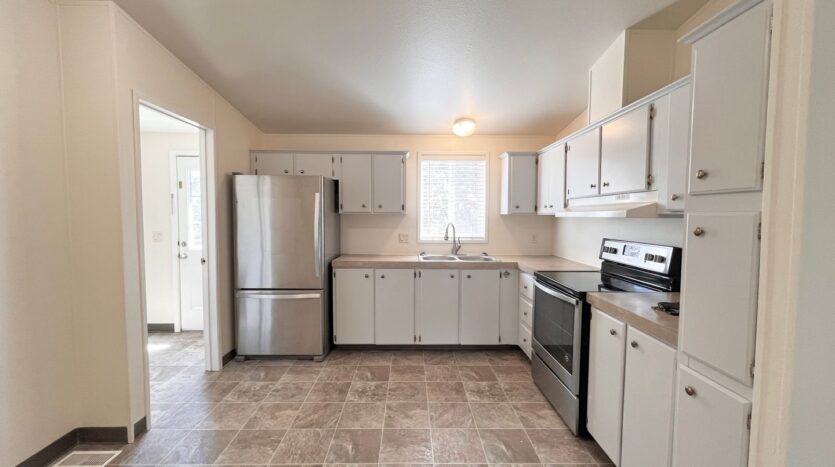 65280 76th St - Bend - Oregon - 3 bed, 2 bath rental property
