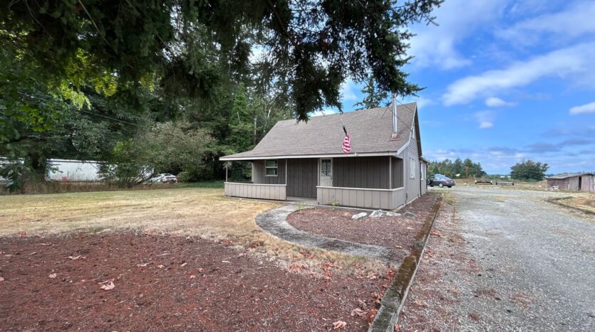 6791 Noon Rd - Everson - Washington - 3 bed, 1.5 bath rental property