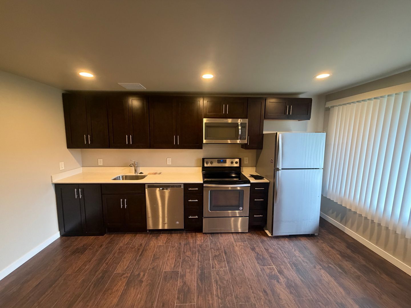 6807-6809 Lakewood Drive W - University Place - Washington - 1 bed, 1 bath rental property