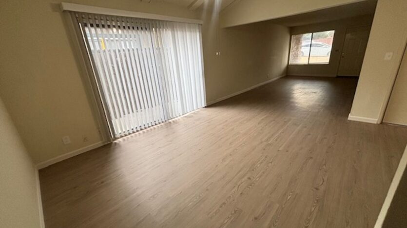 6812 -6814 Barbara Lee Cir - Sacramento - California - 2 bed, 1 bath rental property