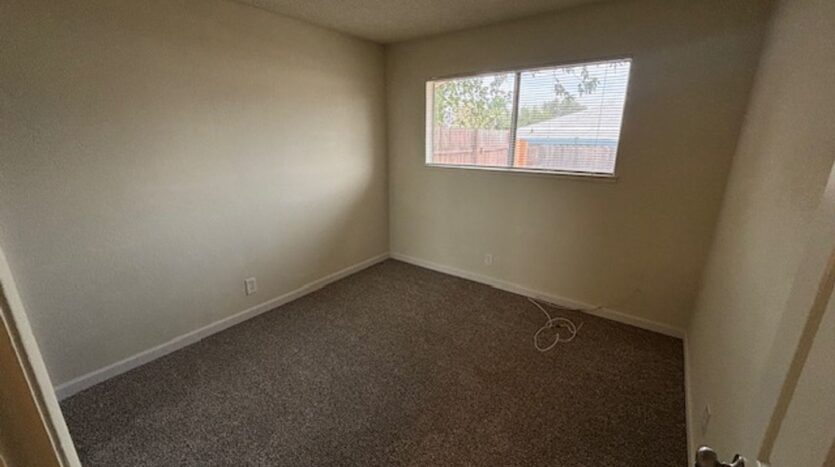 6812 -6814 Barbara Lee Cir - Sacramento - California - 2 bed, 1 bath rental property