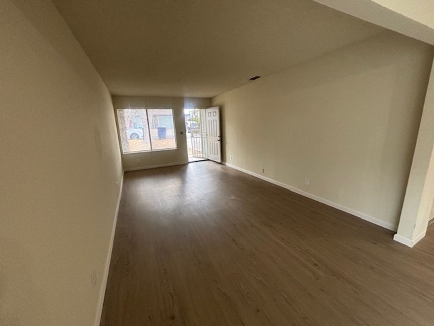 6812 -6814 Barbara Lee Cir - Sacramento - California - 2 bed, 1 bath rental property