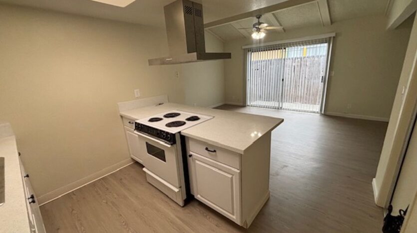 6812 -6814 Barbara Lee Cir - Sacramento - California - 2 bed, 1 bath rental property
