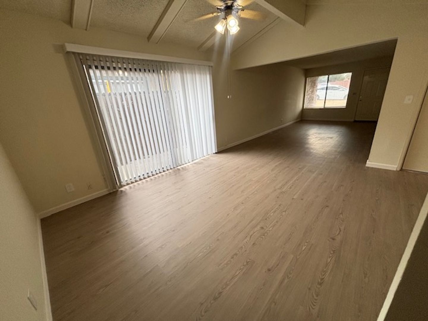 6812 -6814 Barbara Lee Cir - Sacramento - California - 2 bed, 1 bath rental property