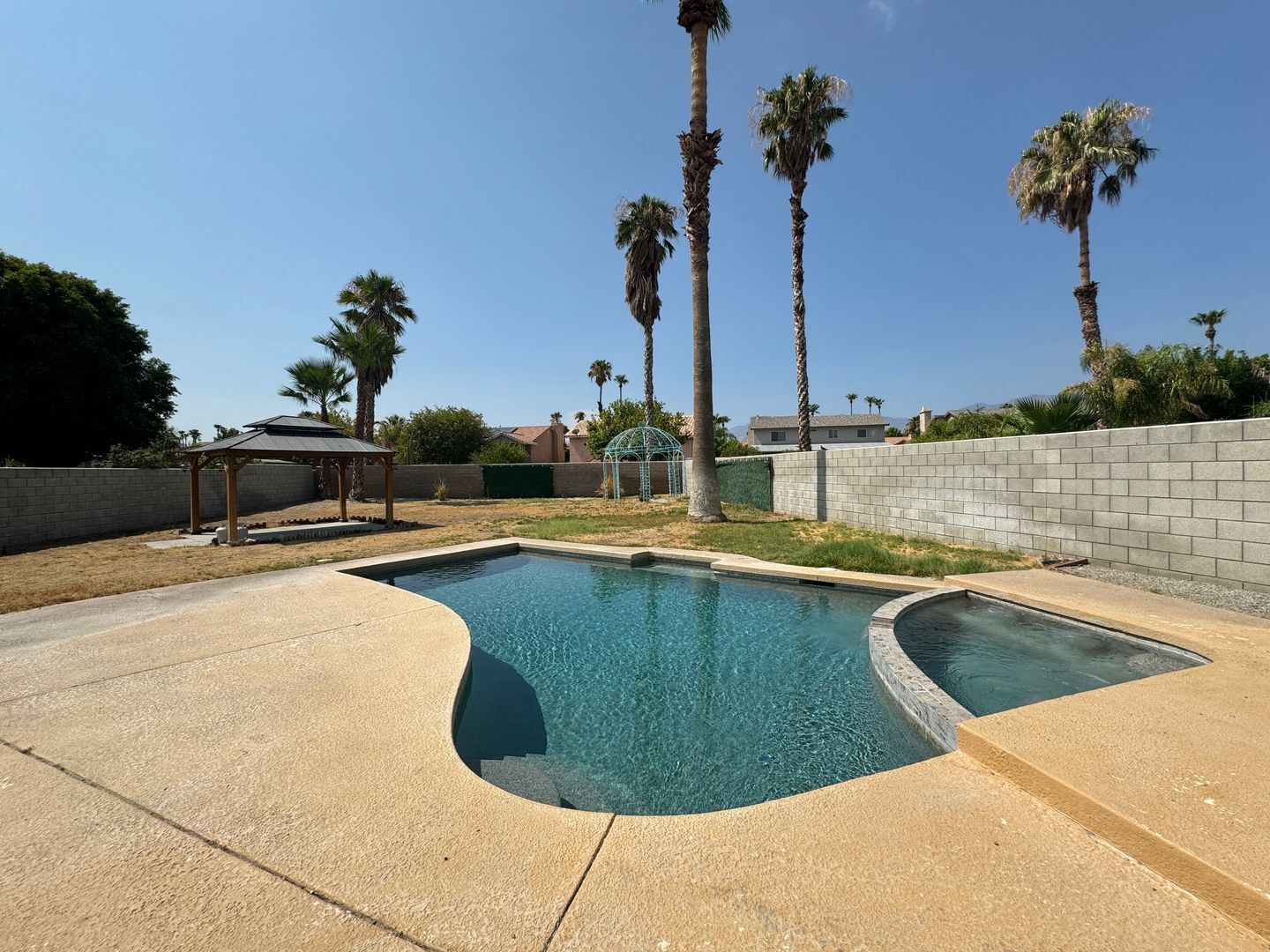 68745 Tachevah Dr - Cathedral City - California - 4 bed, 2.5 bath rental property