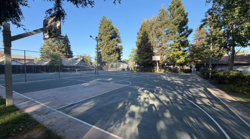 7330 Stratford Place  Unit 706 - Sacramento - California - 3 bed, 2 bath rental property