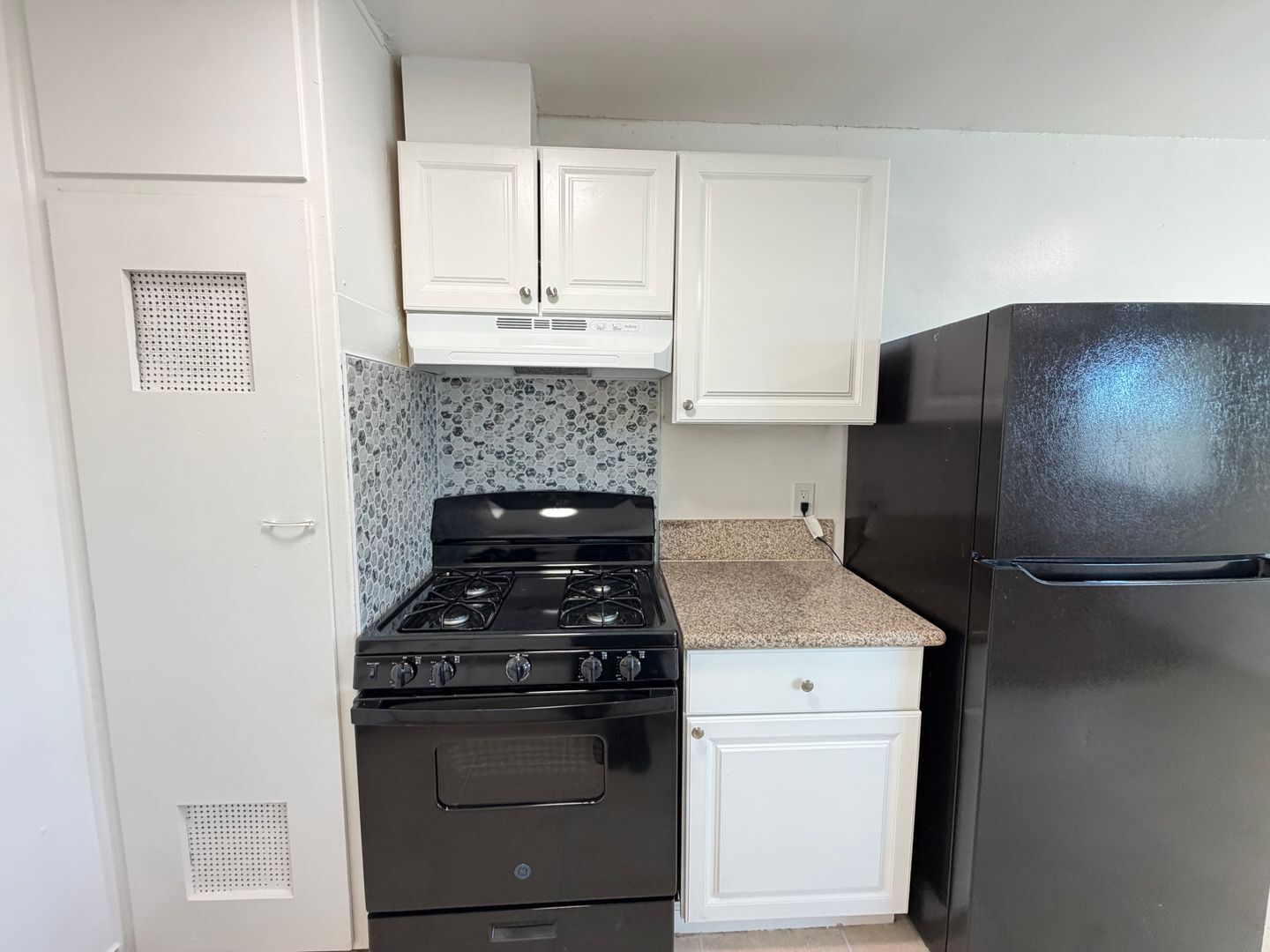 757 Grand Ave - Spring Valley - California - 2 bed, 1 bath rental property
