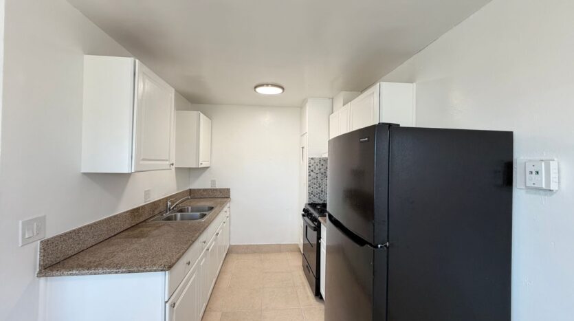 757 Grand Ave - Spring Valley - California - 2 bed, 1 bath rental property