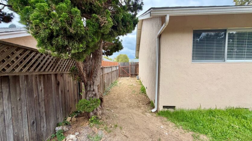 7616 Dartmoor Ave  - Goleta - California - 4 bed, 2 bath rental property