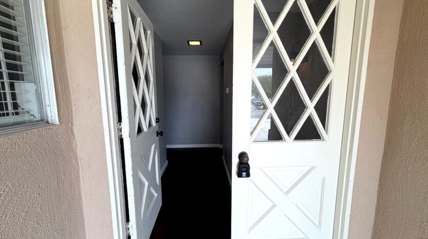 7616 Dartmoor Ave  - Goleta - California - 4 bed, 2 bath rental property