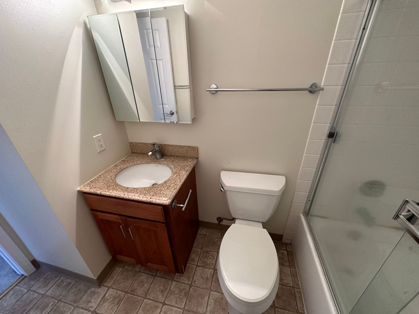 8 Admiral Drive #341 - Emeryville - California - 1 bath rental property