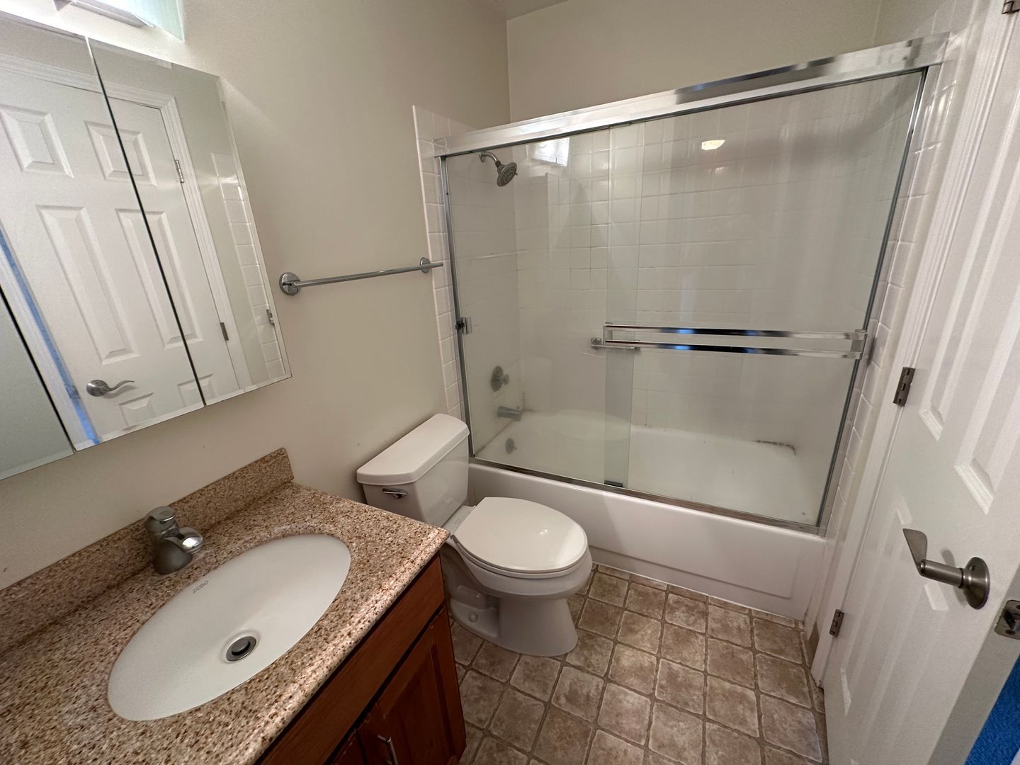 8 Admiral Drive #341 - Emeryville - California - 1 bath rental property