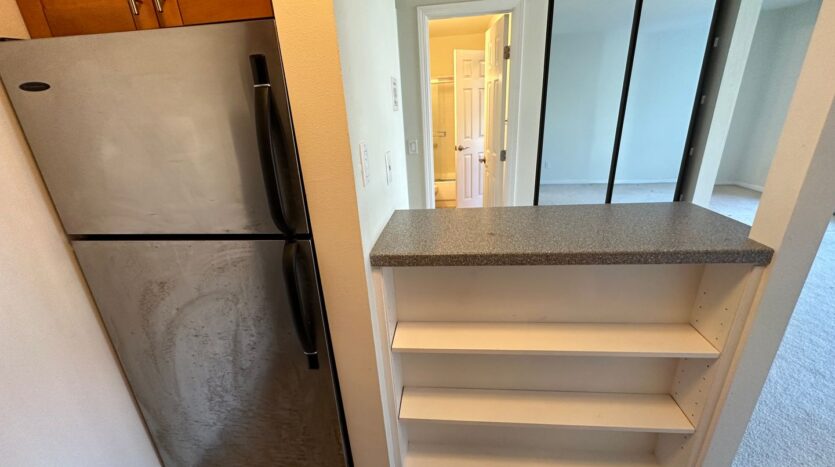 8 Admiral Drive #341 - Emeryville - California - 1 bath rental property