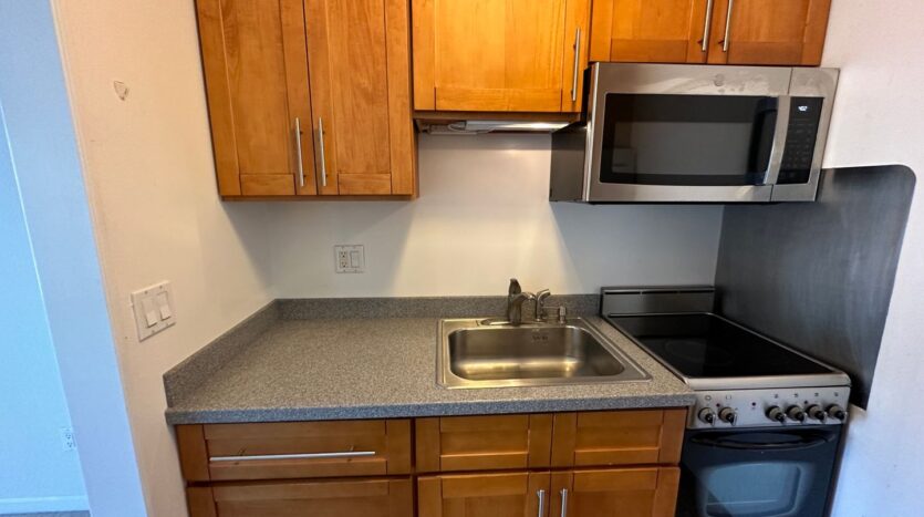 8 Admiral Drive #341 - Emeryville - California - 1 bath rental property