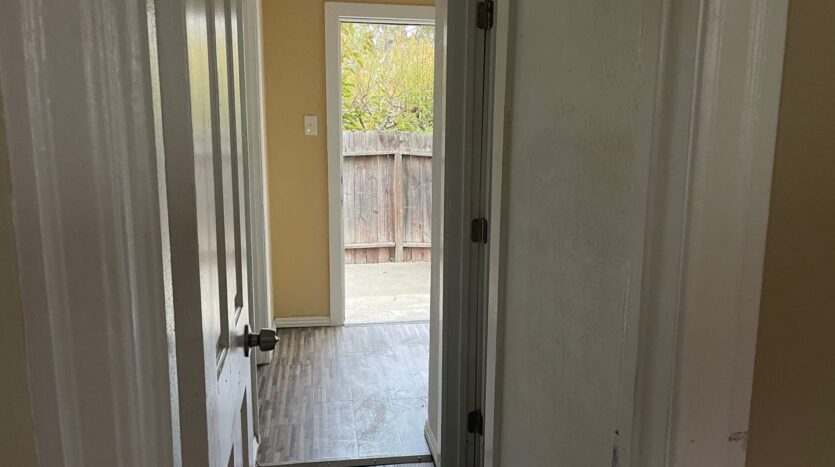 802 S Stockton St - Lodi - California - 1 bed, 1 bath rental property