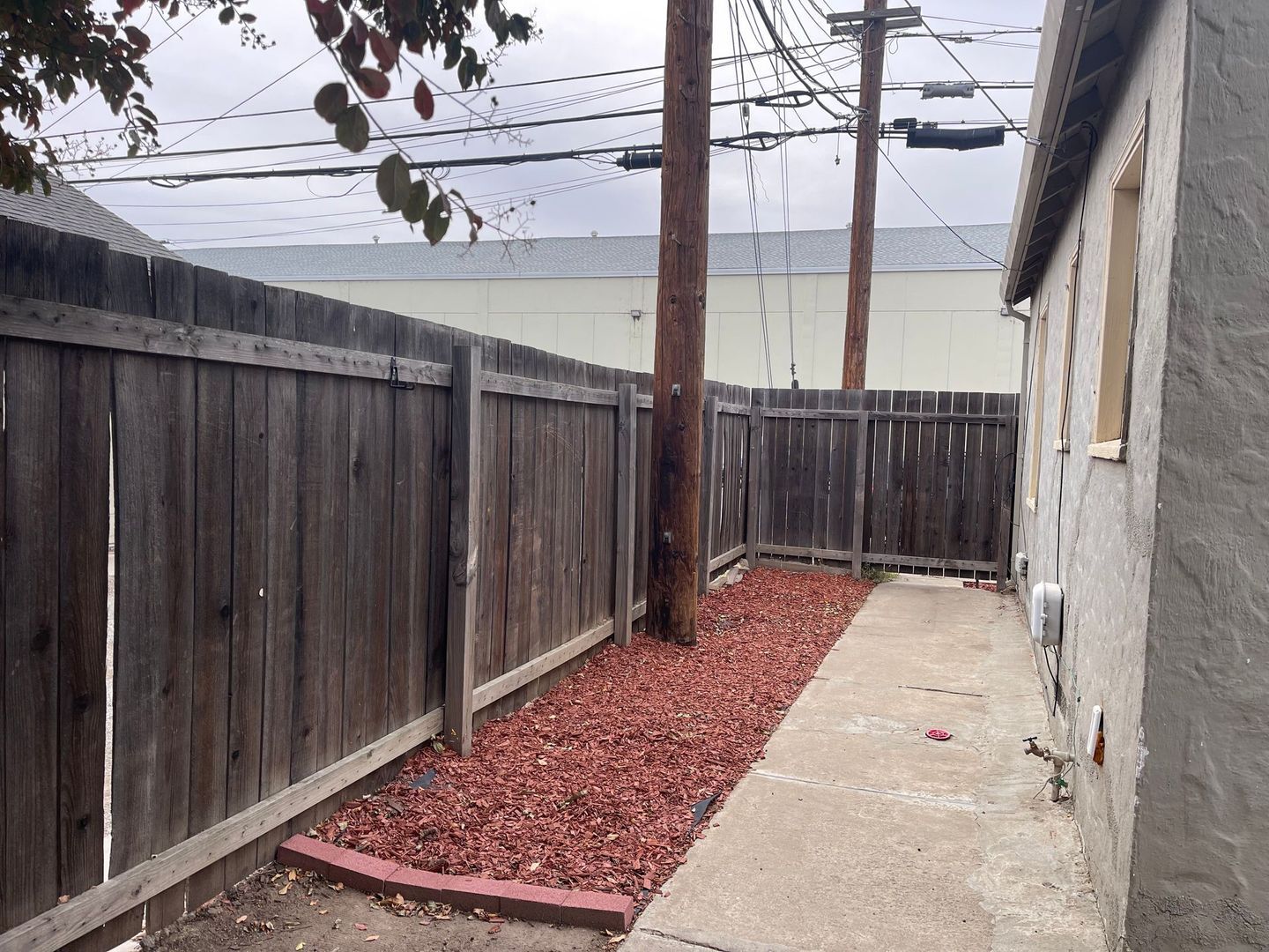 802 S Stockton St - Lodi - California - 1 bed, 1 bath rental property