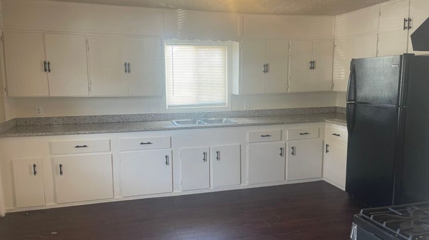 802 S Stockton St - Lodi - California - 3 bed, 2 bath rental property