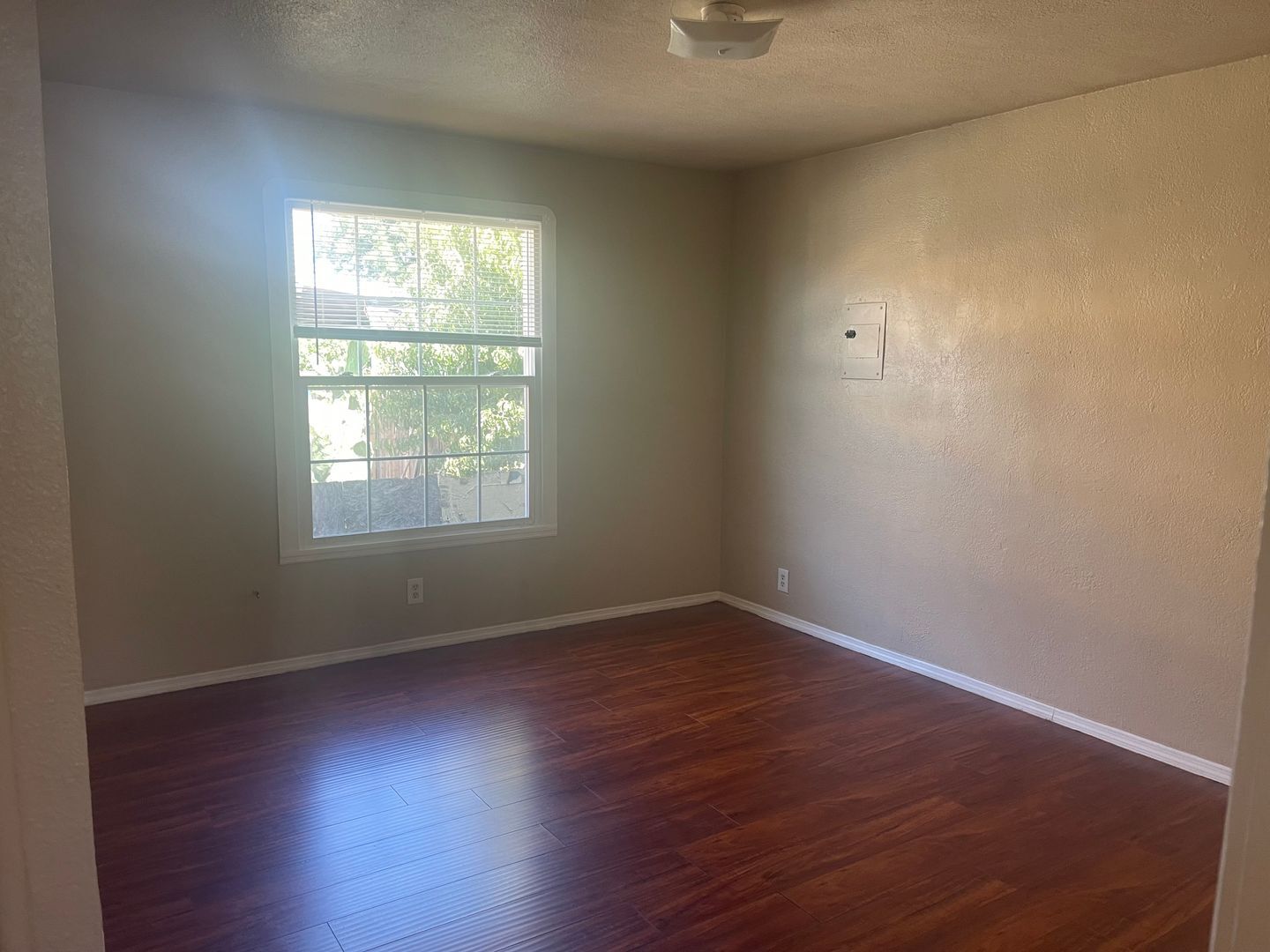 802 S Stockton St - Lodi - California - 3 bed, 2 bath rental property