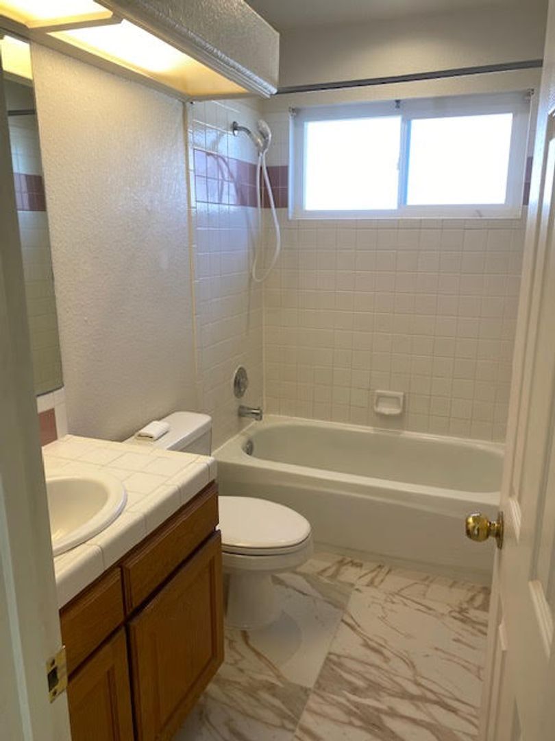 815 Glacier Bay St SE - Albuquerque - New Mexico - 3 bed, 2 bath rental property