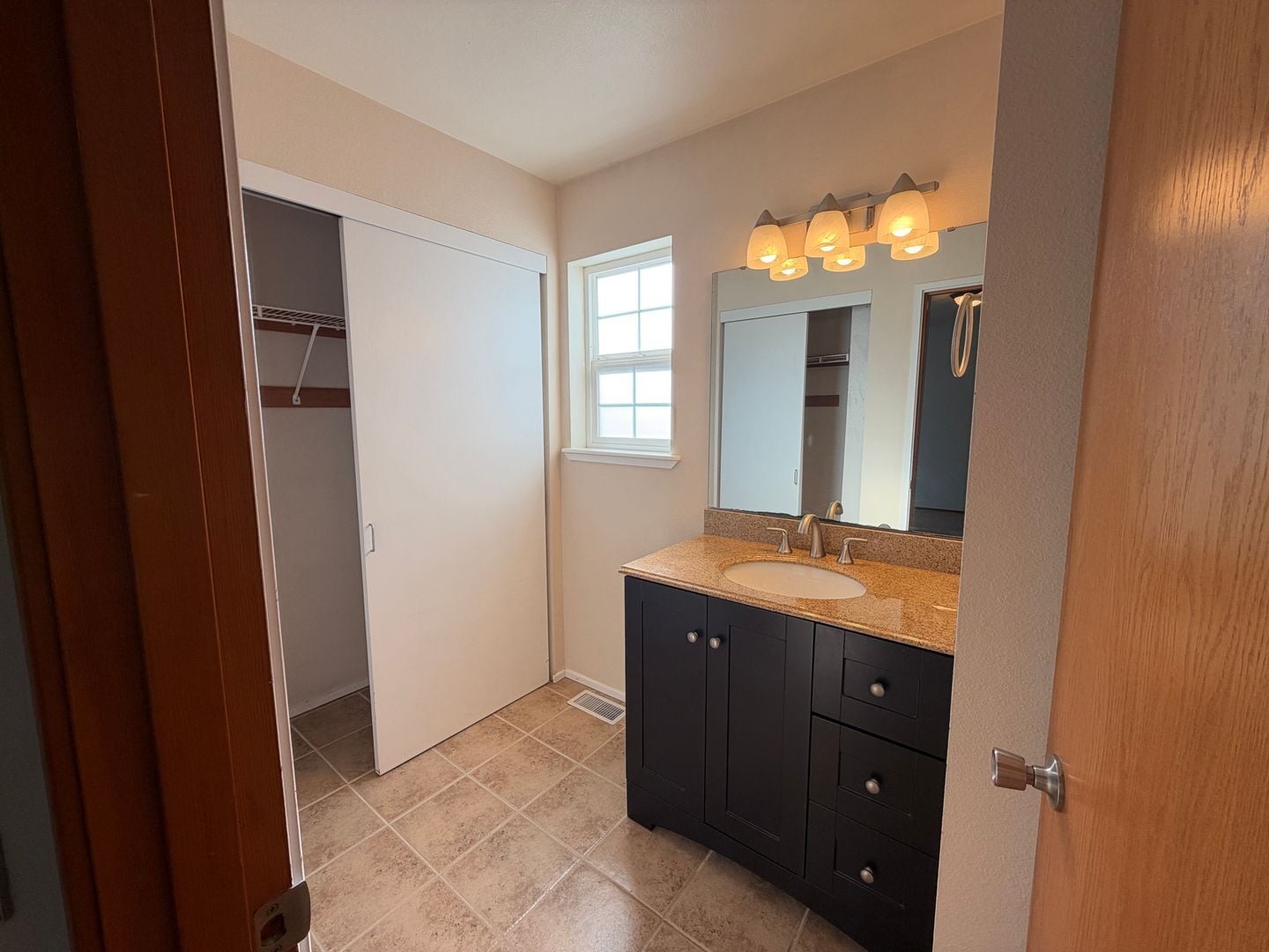 837 Nevada St  - Bellingham - Washington - 3 bed, 2.5 bath rental property