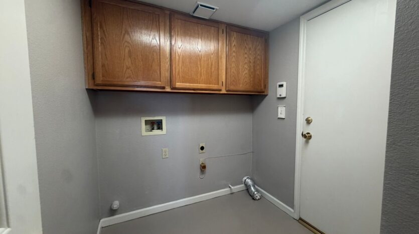 8420 Oak Flat Way  - Antelope - California - 4 bed, 3 bath rental property