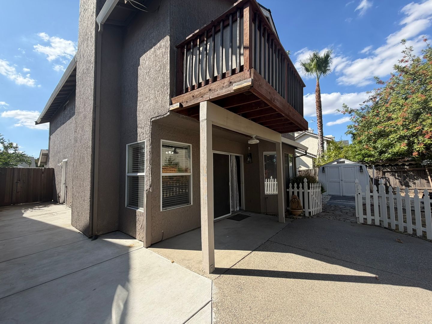 8420 Oak Flat Way  - Antelope - California - 4 bed, 3 bath rental property