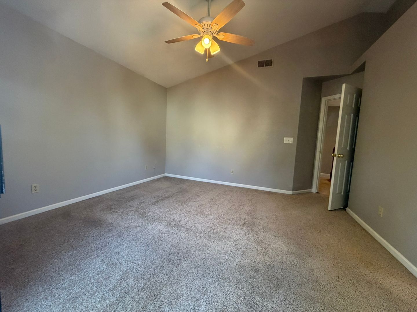 8420 Oak Flat Way  - Antelope - California - 4 bed, 3 bath rental property